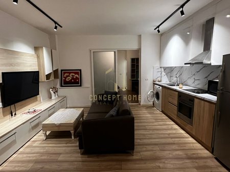 Jepet me qera apartament 1+1 ne Qender