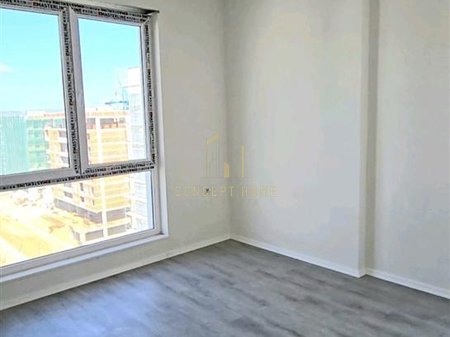 Apartament me qera 3+1
 " Univers City"