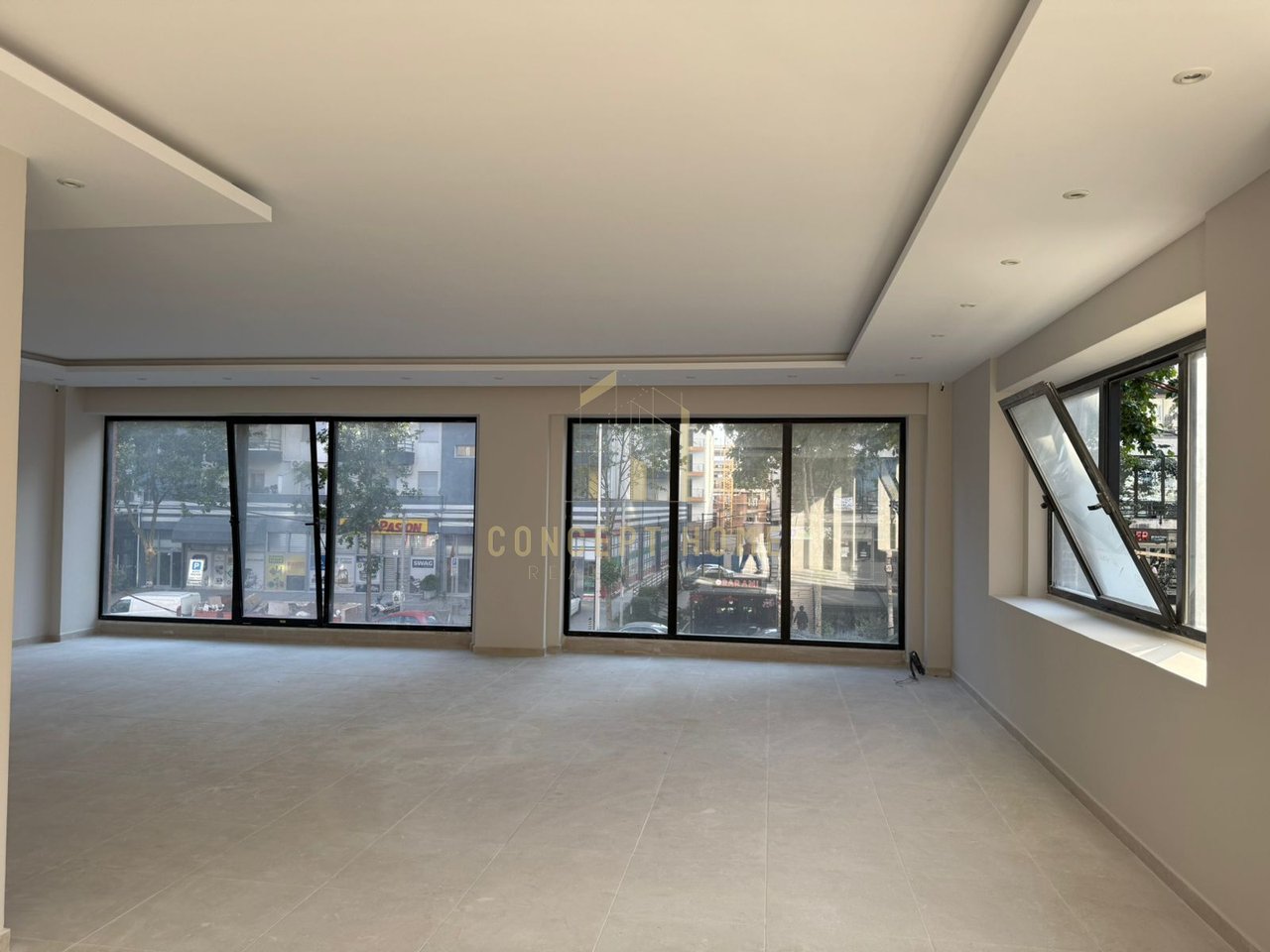 Shop for rent in Kamez