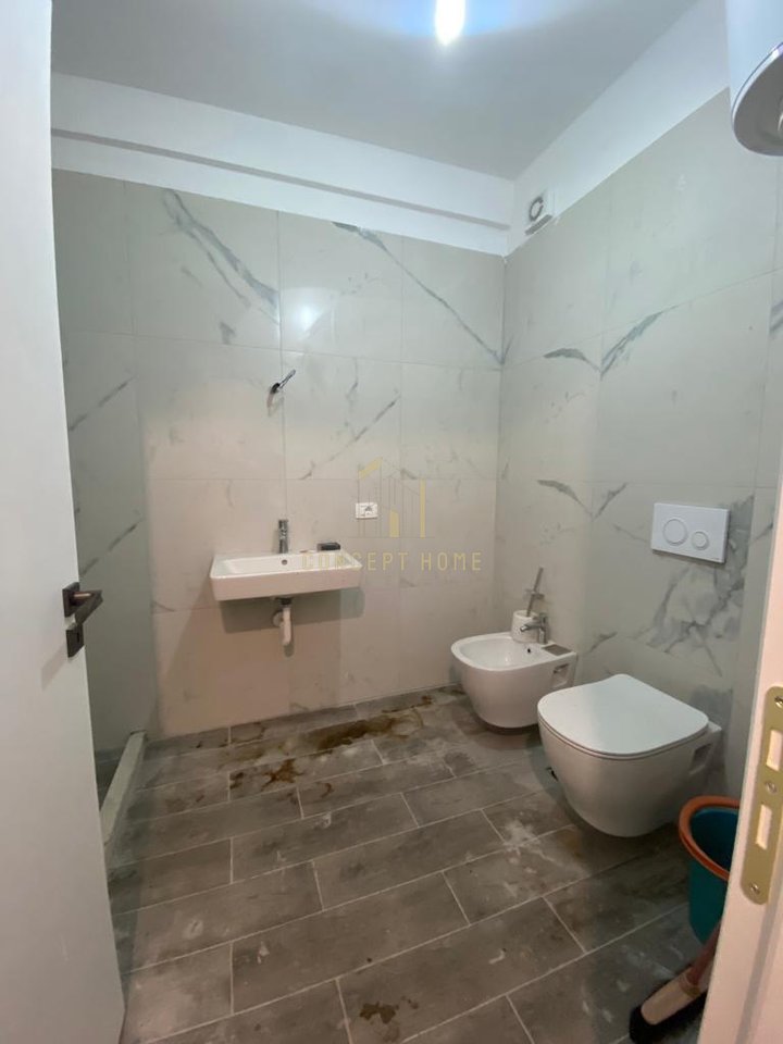 Shitet Apartament 2+1 ne Selite