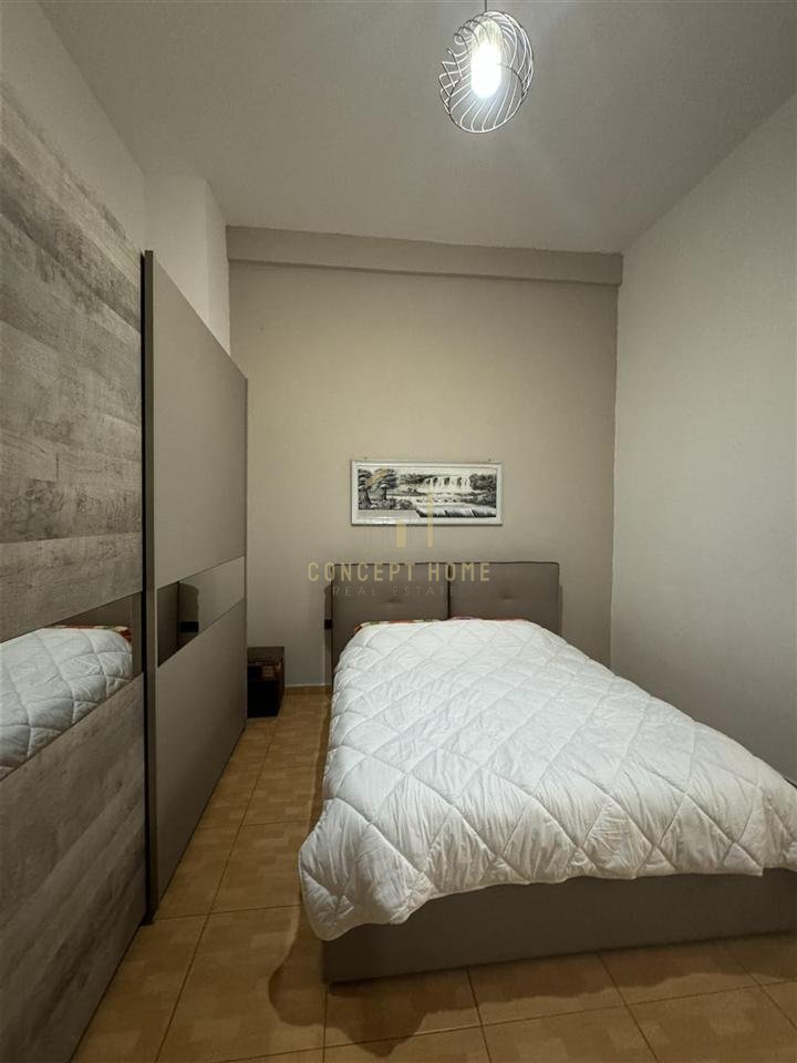 Jepet me qera Apartament 1+1 tek Selvia