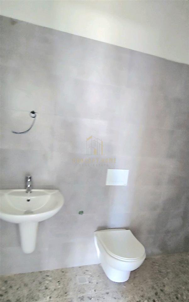 Apartament me qera 3+1
 " Univers City"