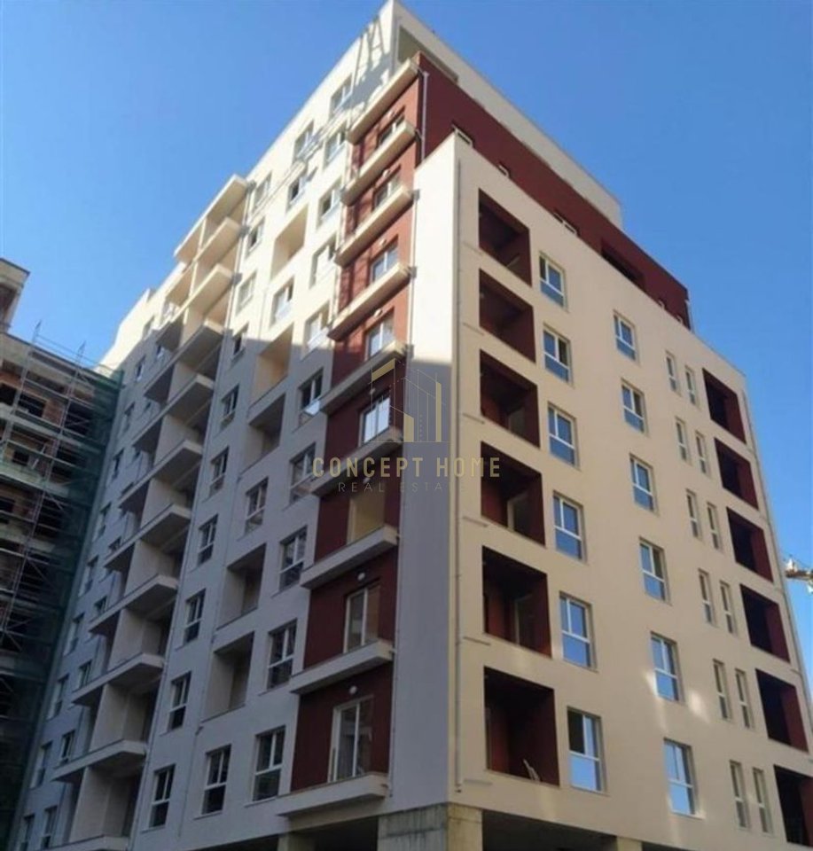 Shitet Apartament 1+1 Kompleksi Aura