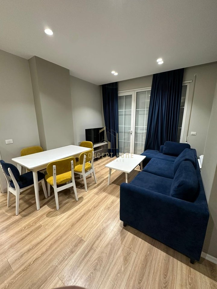 Apartament Modern 1+1 me Verande Me Qira në Kamëz - 500€ | 70 m²