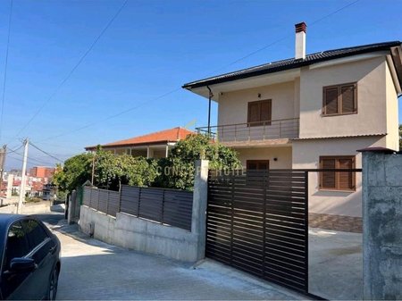 Jepet me qera Vile ne Selite