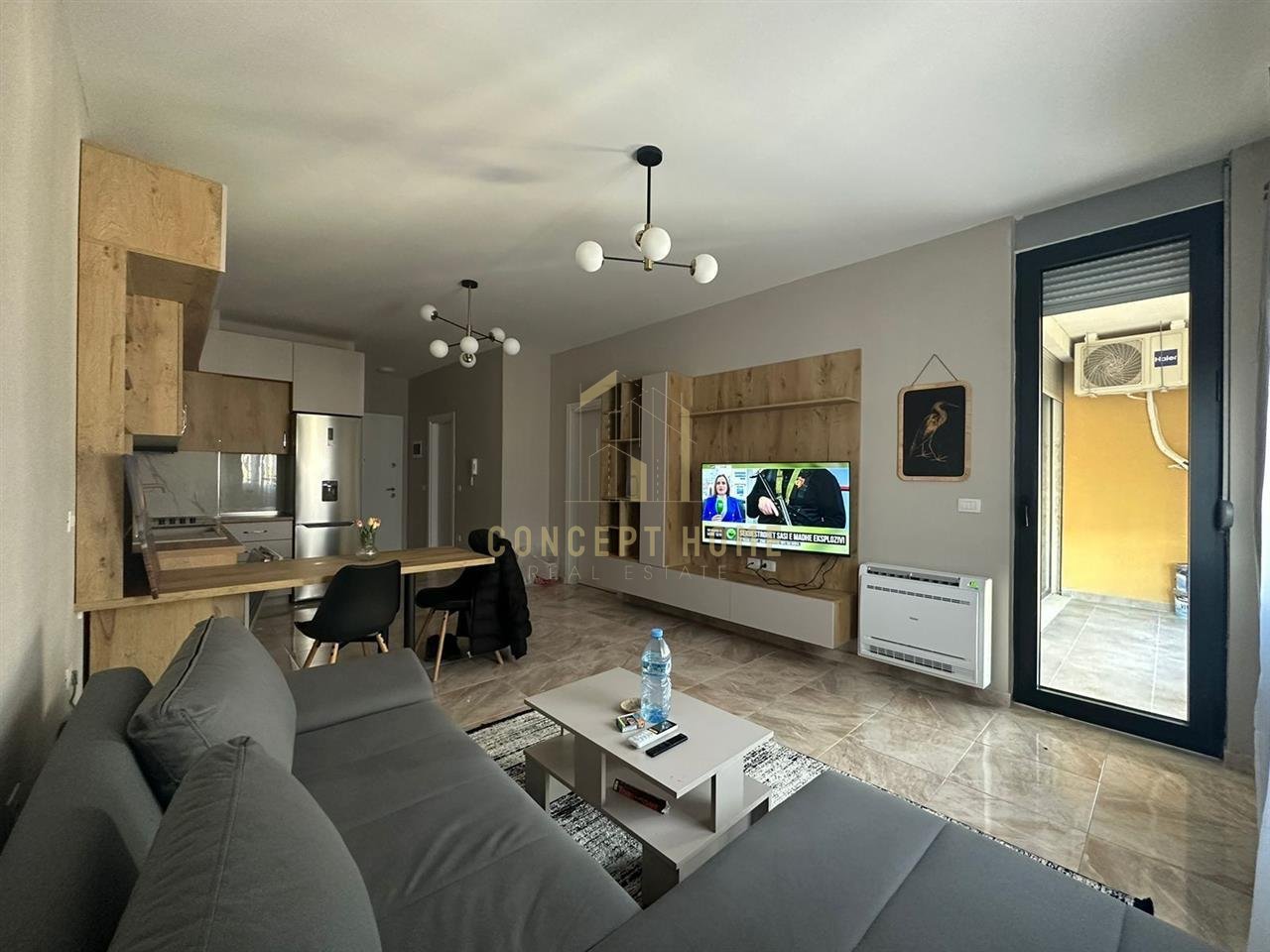 Jepet me qira Apartament 1+1 ne Ali Dem ,Tregu elektrik.