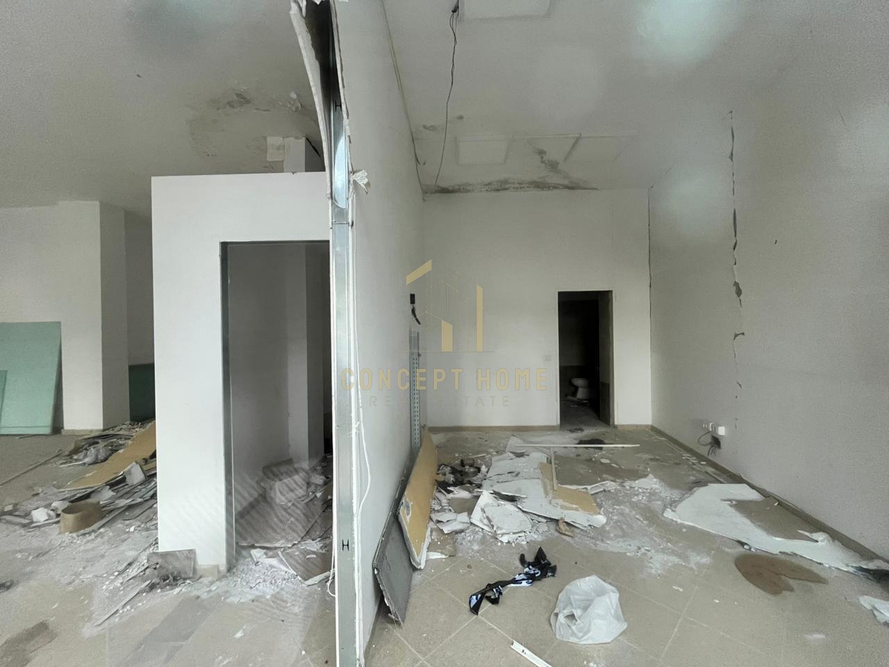 Jepet Ambient me qera ne Astir