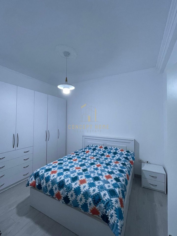 Jepet me qera apartament 1+1 tek Rruga e Dibres