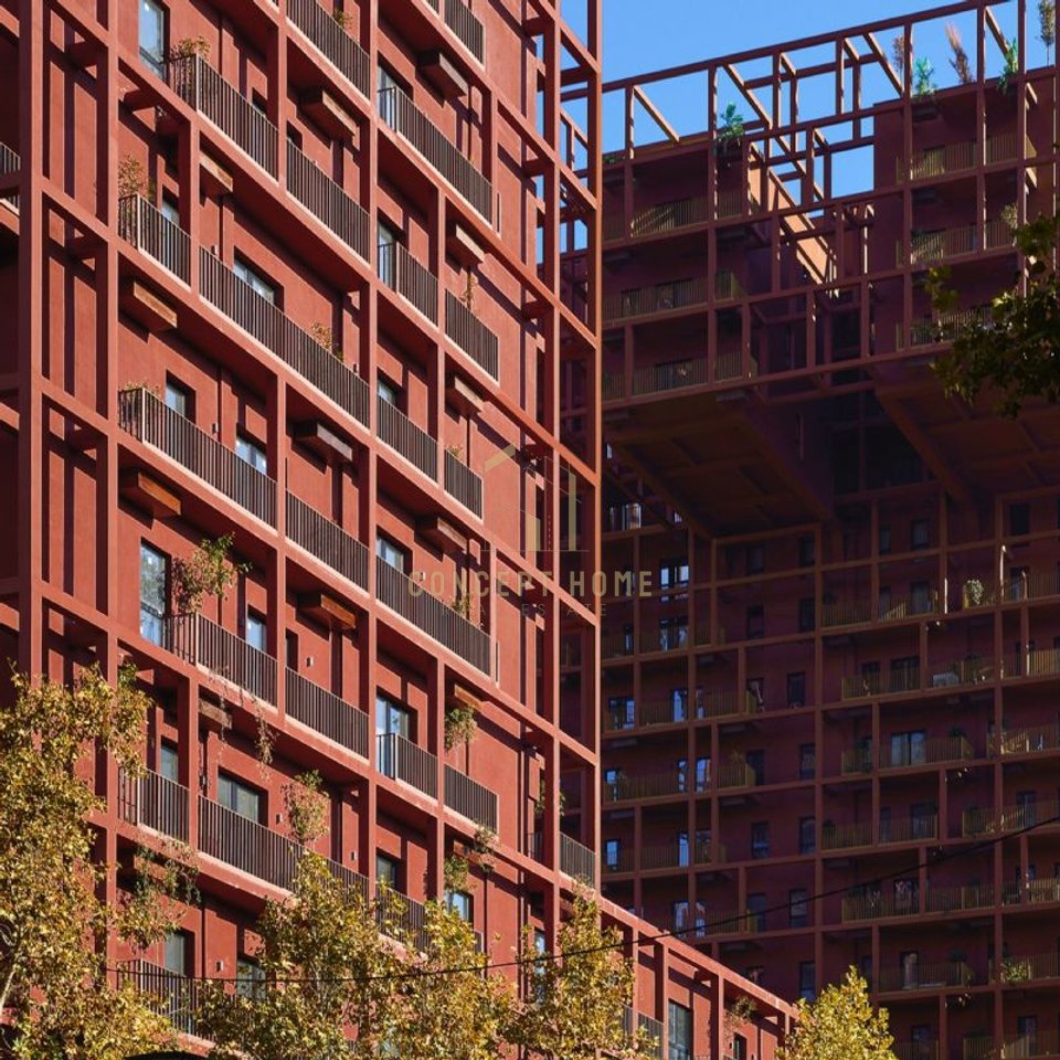 Spazio ufficio 2+1+2 in affitto a Rruga e Kavajes (Edificio Tirana Graden)