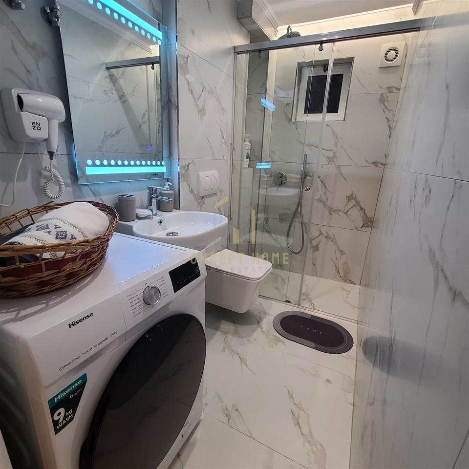 Jepet me qera apartament 1+1 Ne Qender