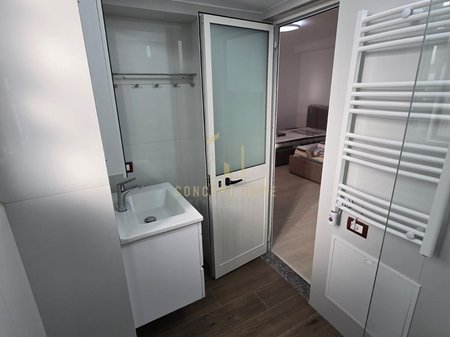 Jepet me qera garzoniere Ne Qender