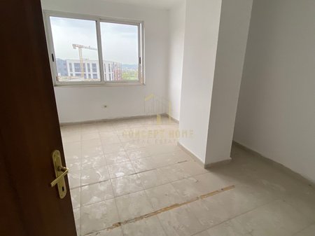 Shitet apartament 2+1 ne Astir