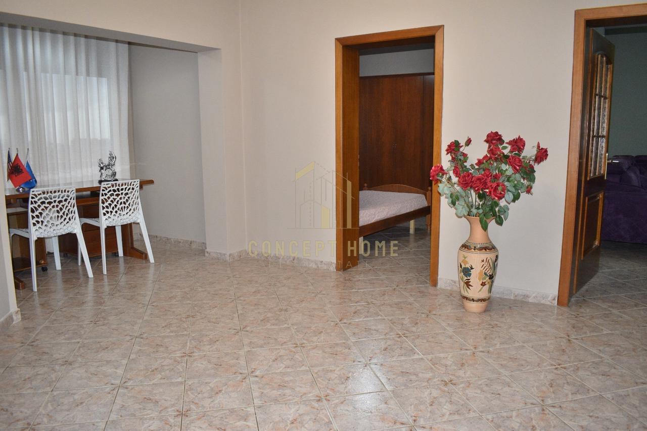 Apartament 2+1+2 me qera tek Kodra e Priftit