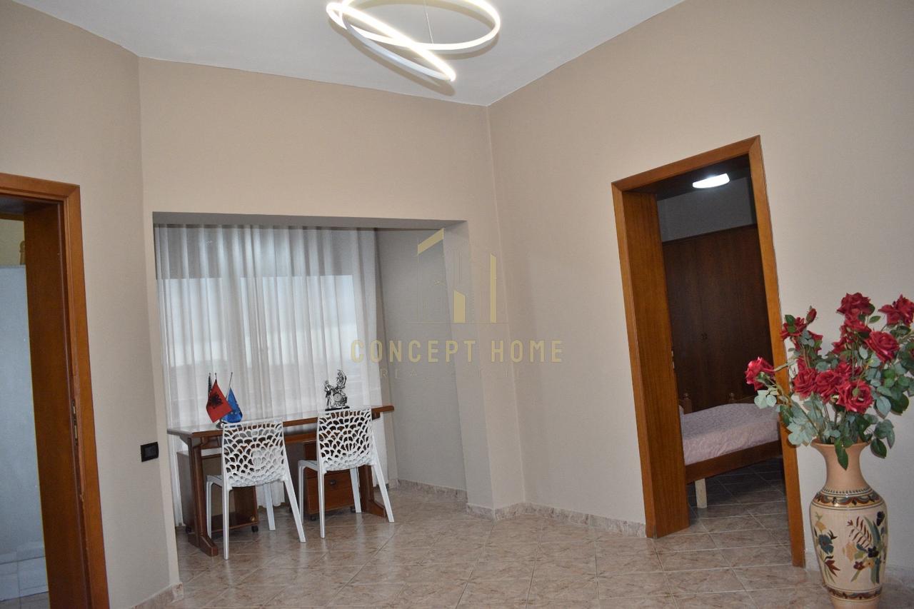 Apartament 2+1+2 me qera tek Kodra e Priftit