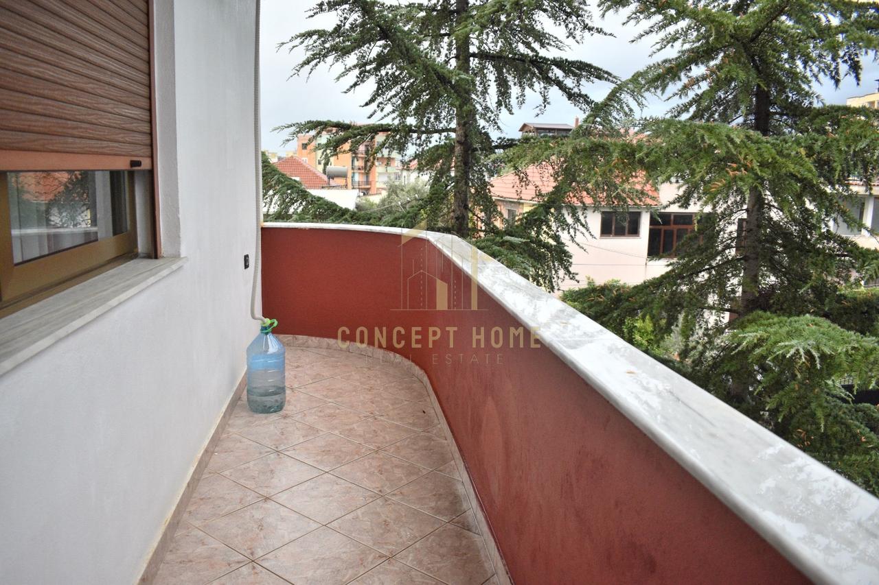 Apartament 2+1+2 me qera tek Kodra e Priftit