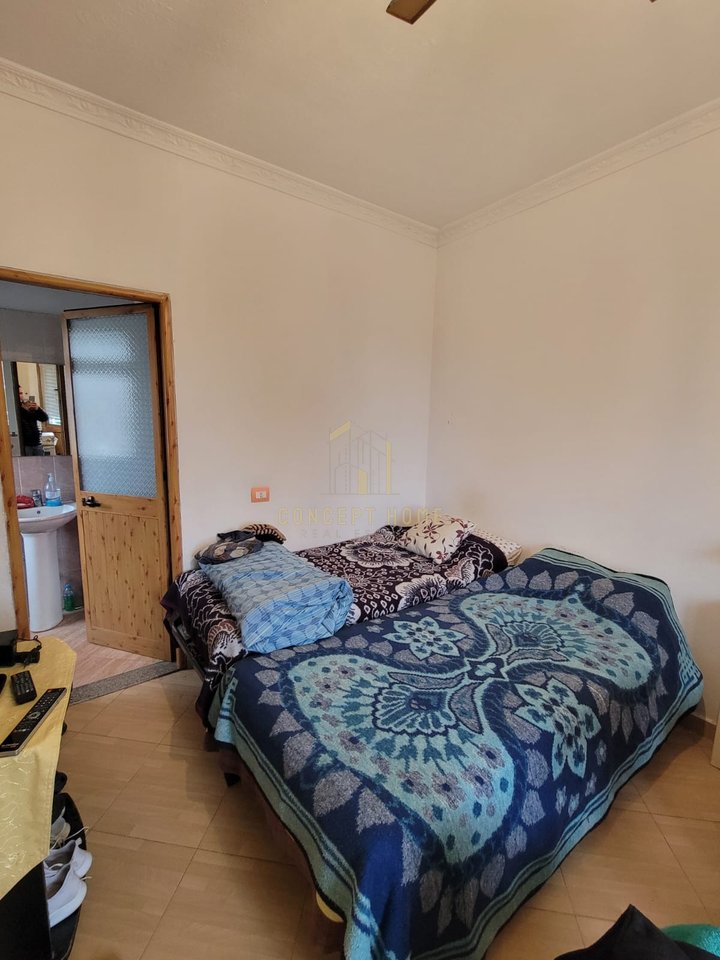 Jepet me qera Garsoniere Te Rruga Besa