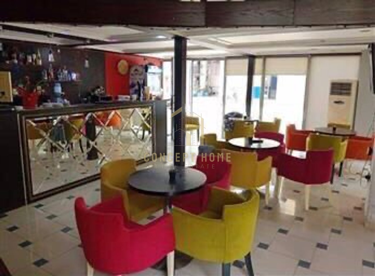 Shitet Lokal tek Pallatet Cabej