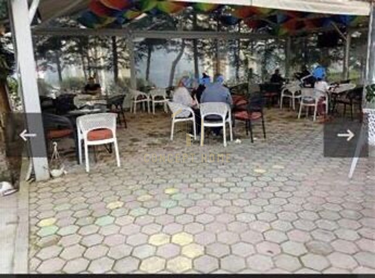 Shitet Lokal tek Pallatet Cabej