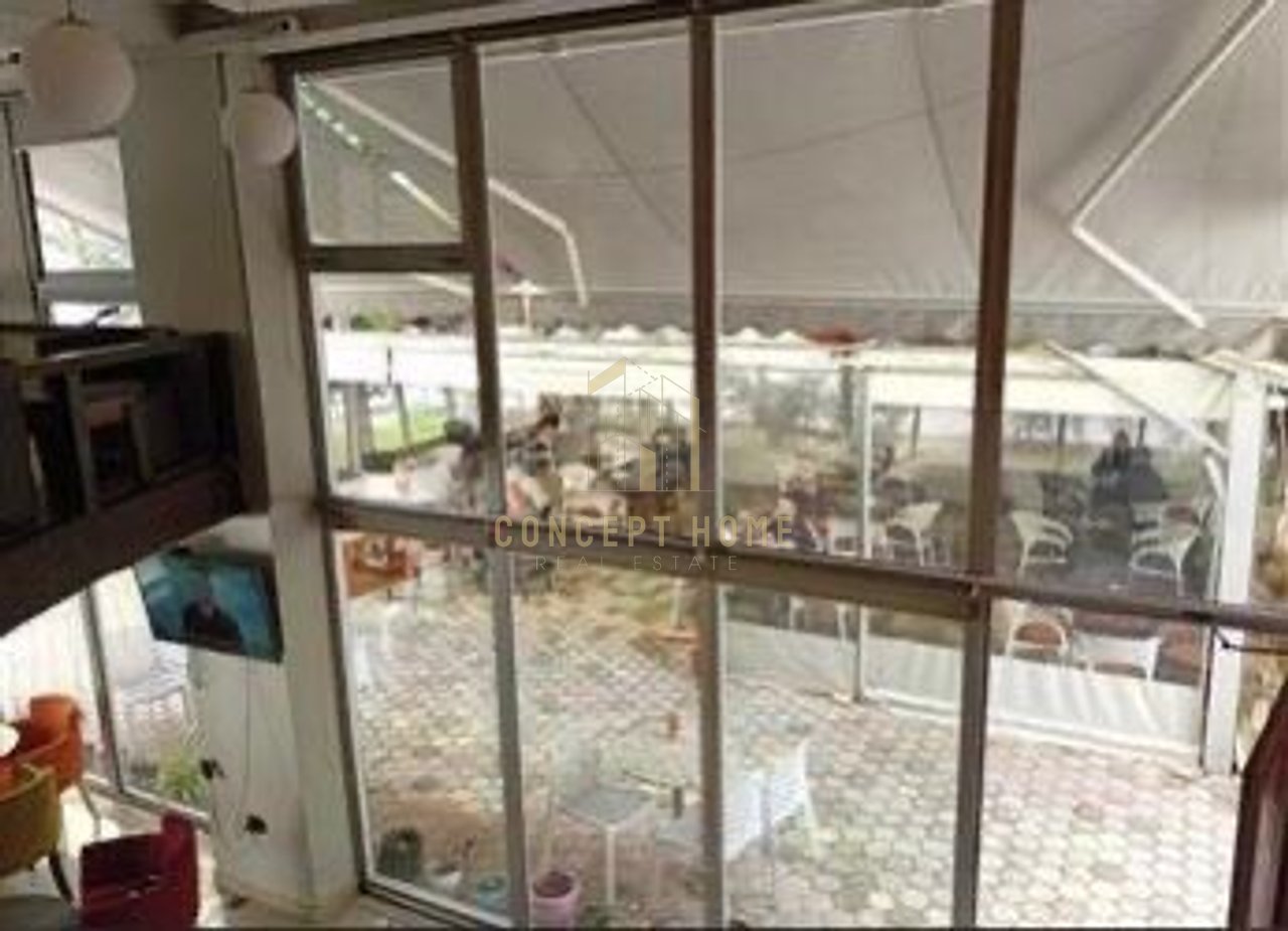 Shitet Lokal tek Pallatet Cabej