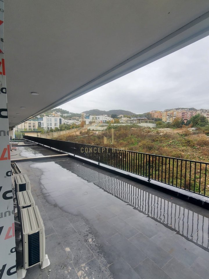 Jepet me qera apartament 2+1+2 tek Liqeni i thate