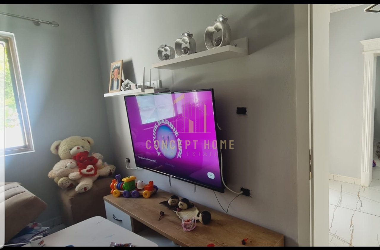 Shitet Vila ne Bathore
