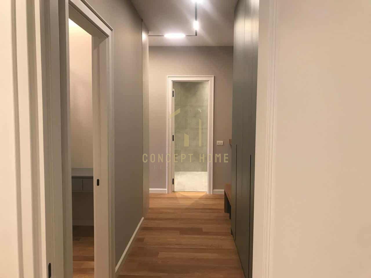 Appartamento 2+1+2 in Affitto nel Centro di Tirana - 2000€ | 98 m²