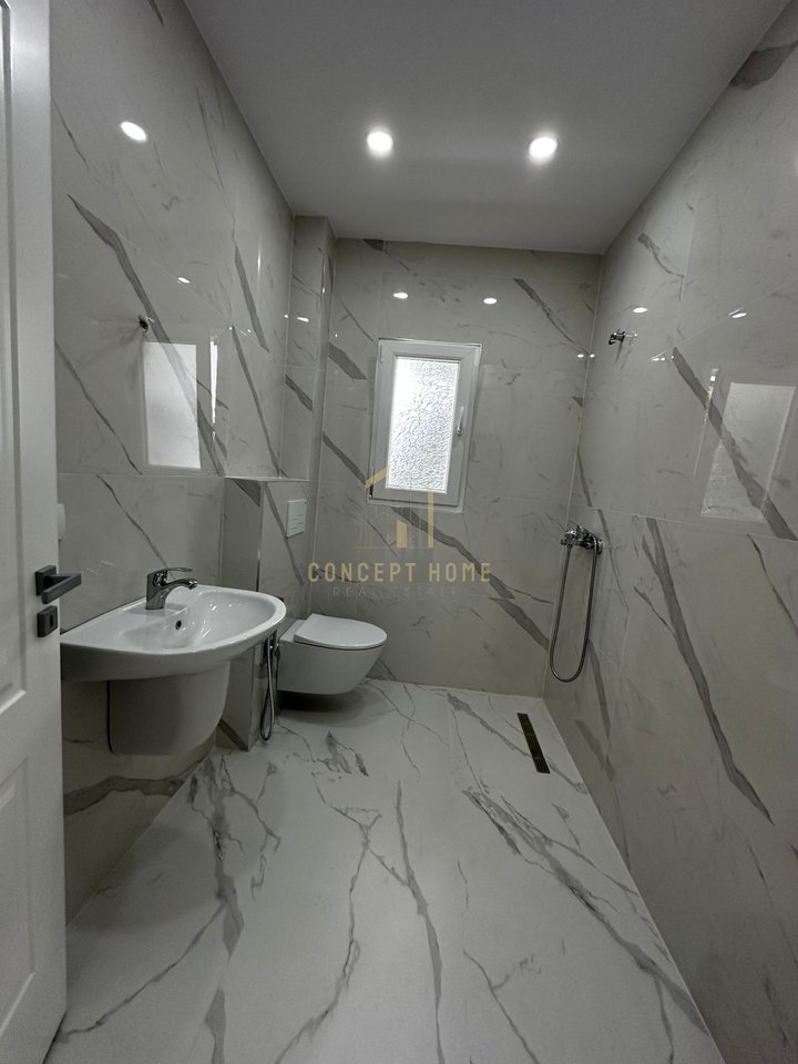 Appartamento 2+1 in Vendita in Via Kavaja, Tirana - 150000€ | 69 m²