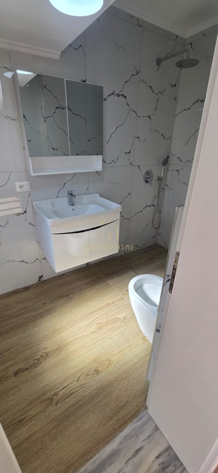 Appartamento 1+1 in Vendita a Myslym Shyri, Tirana - 95.000€ | 30 m²