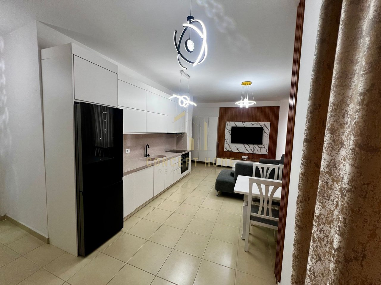 Jepet me qera apartament 2+1 tek Bulevardi i Ri(Rezidenca Avid).