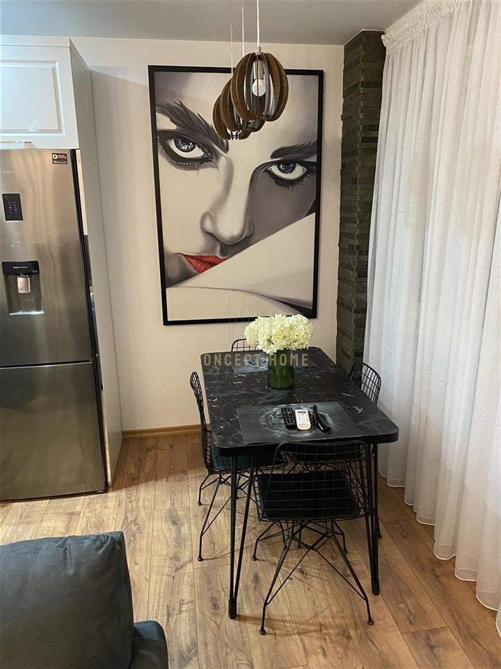 Jepet me qira apartament 2+1+2 ne Astir.