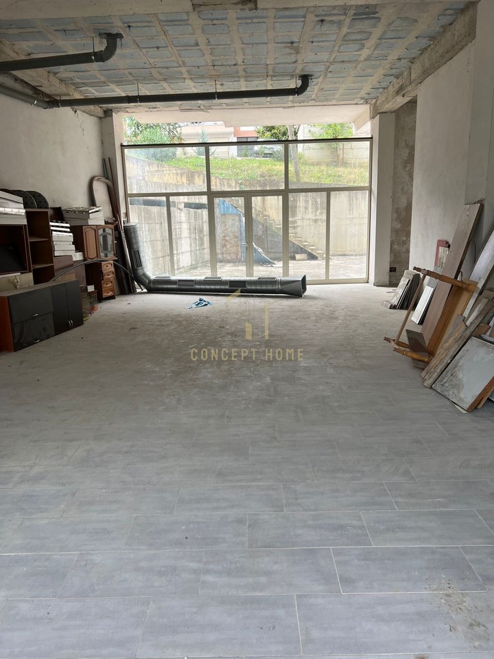 Shop for Sale in Dry Lake, Tirana - €229,000 | 120.62 m²