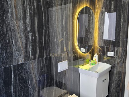 Jepet me qera apartment 2+1 Te Univers City