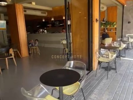 Negozio in vendita a Kodra e Diellit 1