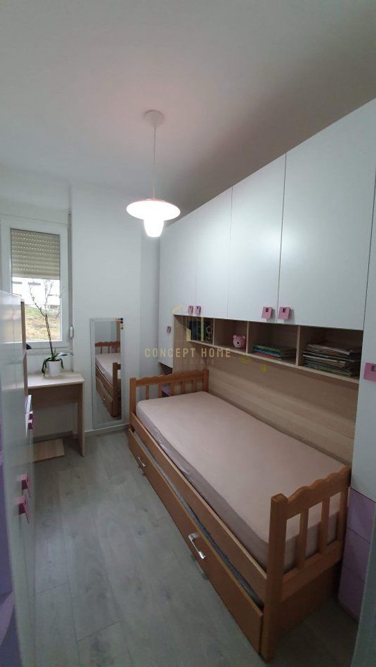 Jepet me qera Apartament 2+1 prane Kopshtit Zoologjik