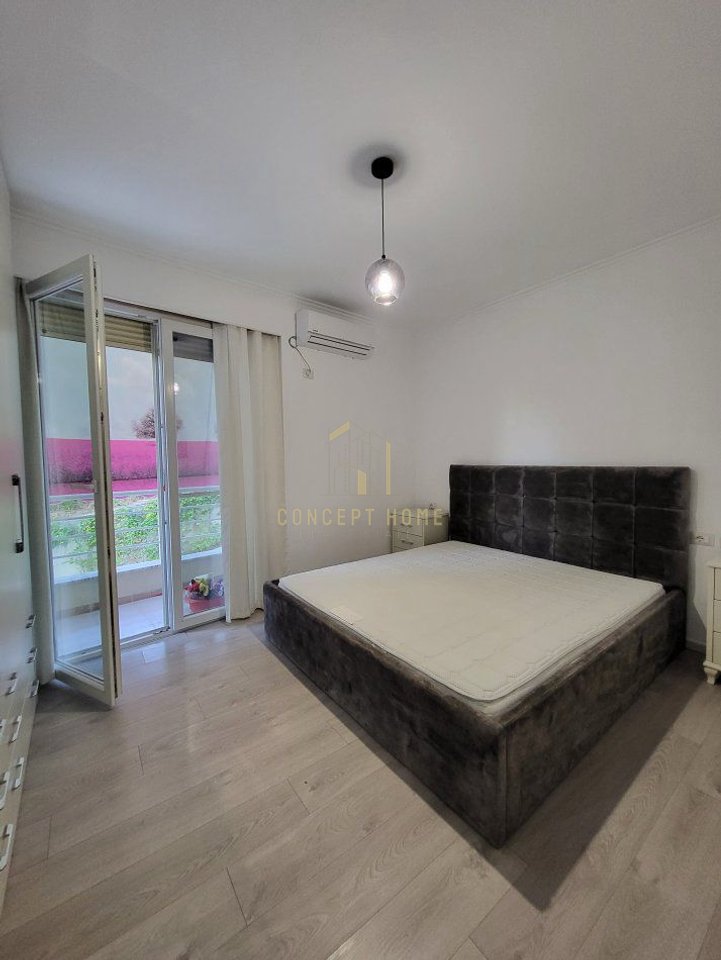 Jepet me qera Apartament 2+1 prane Kopshtit Zoologjik