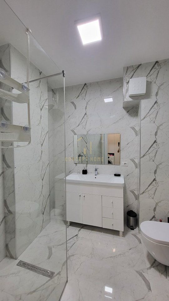 Jepet me qera Apartament 2+1 prane Kopshtit Zoologjik