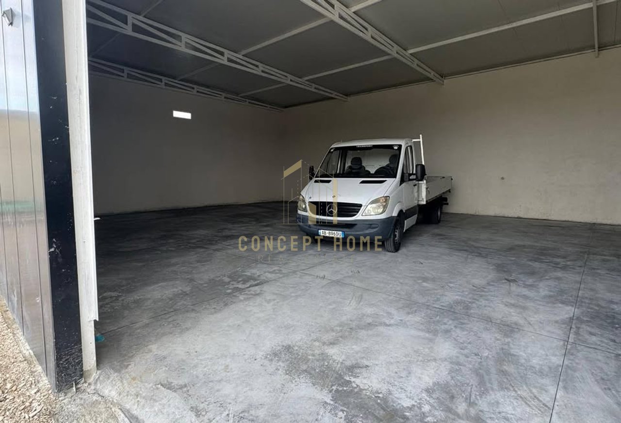 Shop for rent in Kamez