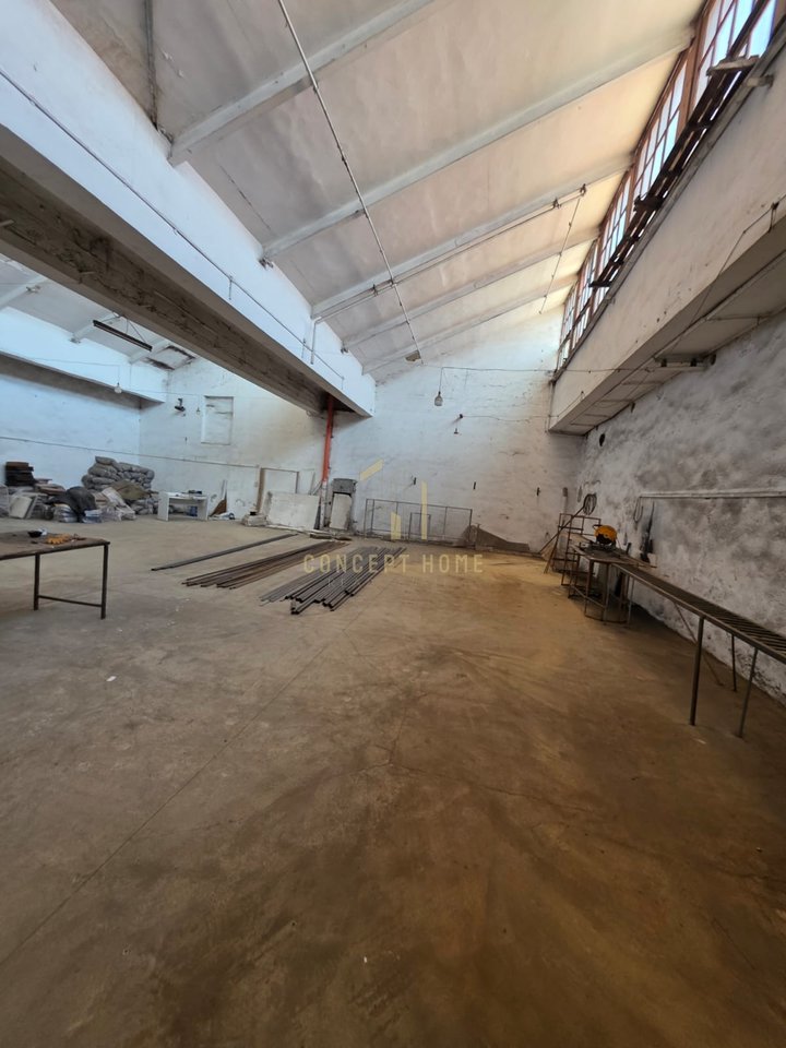 Jepet me qera ambient biznesi në zonën e Kombinatit