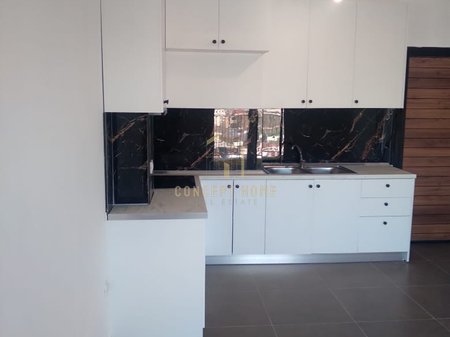 Jepet me qera apartament 1+1 tek Univers City