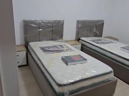 Si affitta monolocale Myslym Shyri