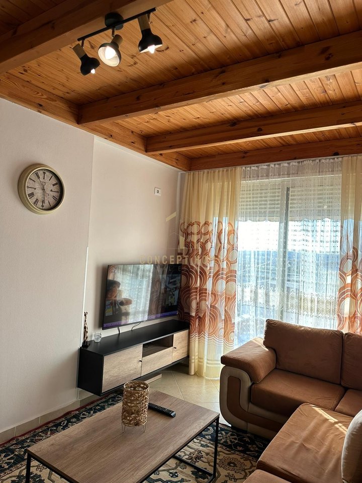 Duplex apartment 2+1+Veranda for rent in Fresk (Shefqet Kuka Street)