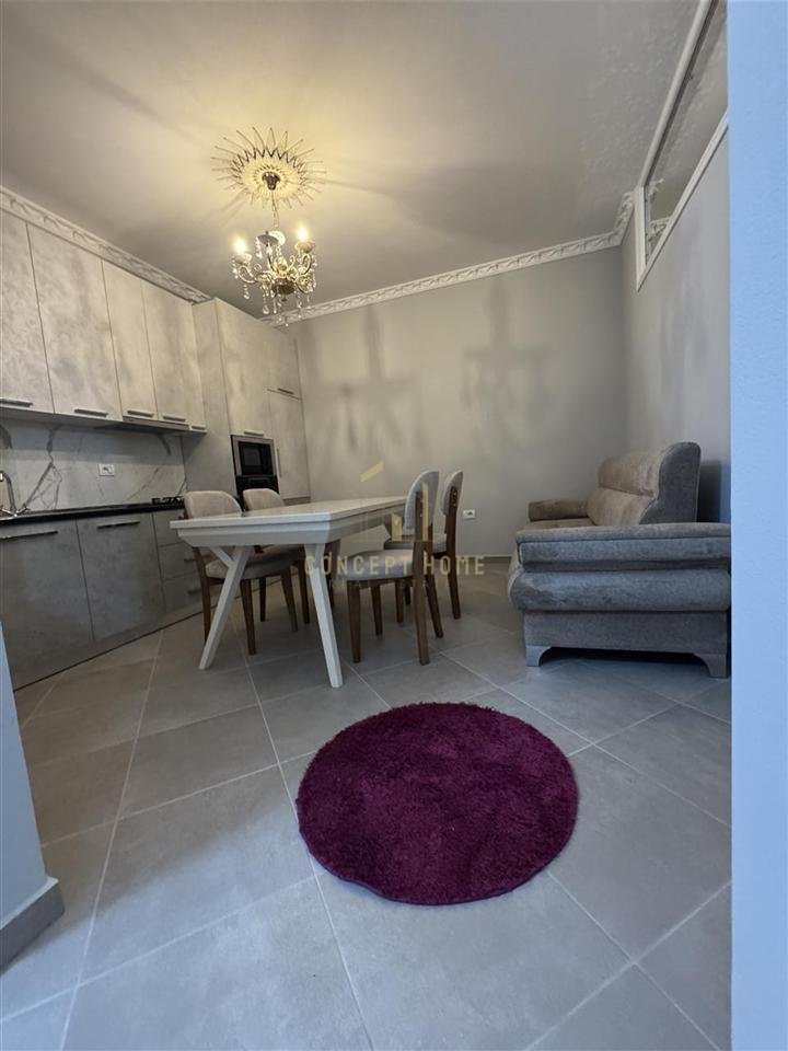 Jepet me qera apartment 2+1+Parkim Ne Astir (Green City)