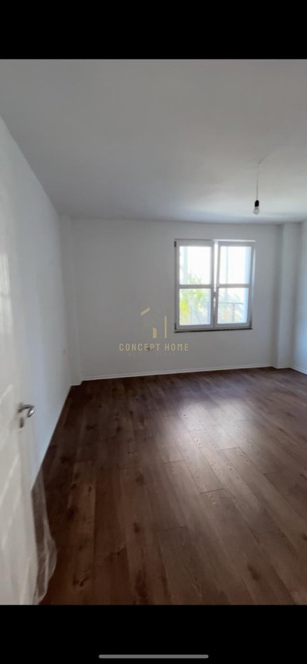 Jepet me qera super apartament 2+1+2+garderobe ne Linze