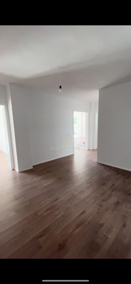 Jepet me qera super apartament 2+1+2+garderobe ne Linze