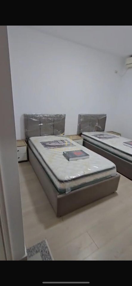 Si affitta monolocale Myslym Shyri