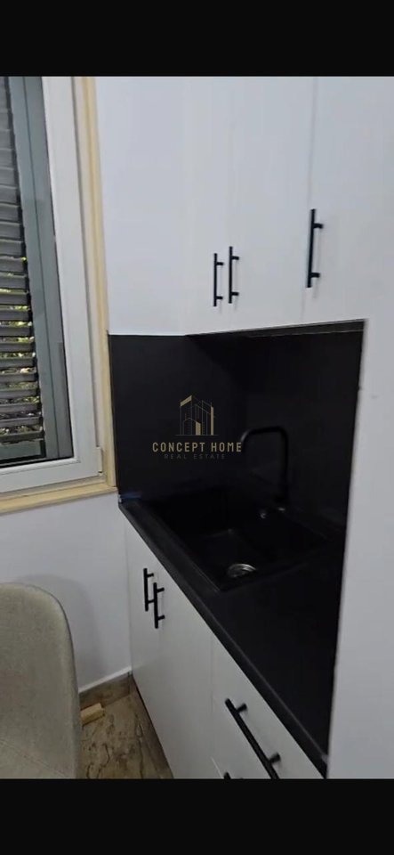 Si affitta monolocale Myslym Shyri