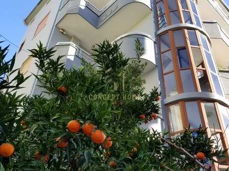 Vilë Me Qira në Selitë, Tiranë - 3000€ | 720 m²