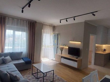 Appartamento 1+1 in affitto in via Dibra