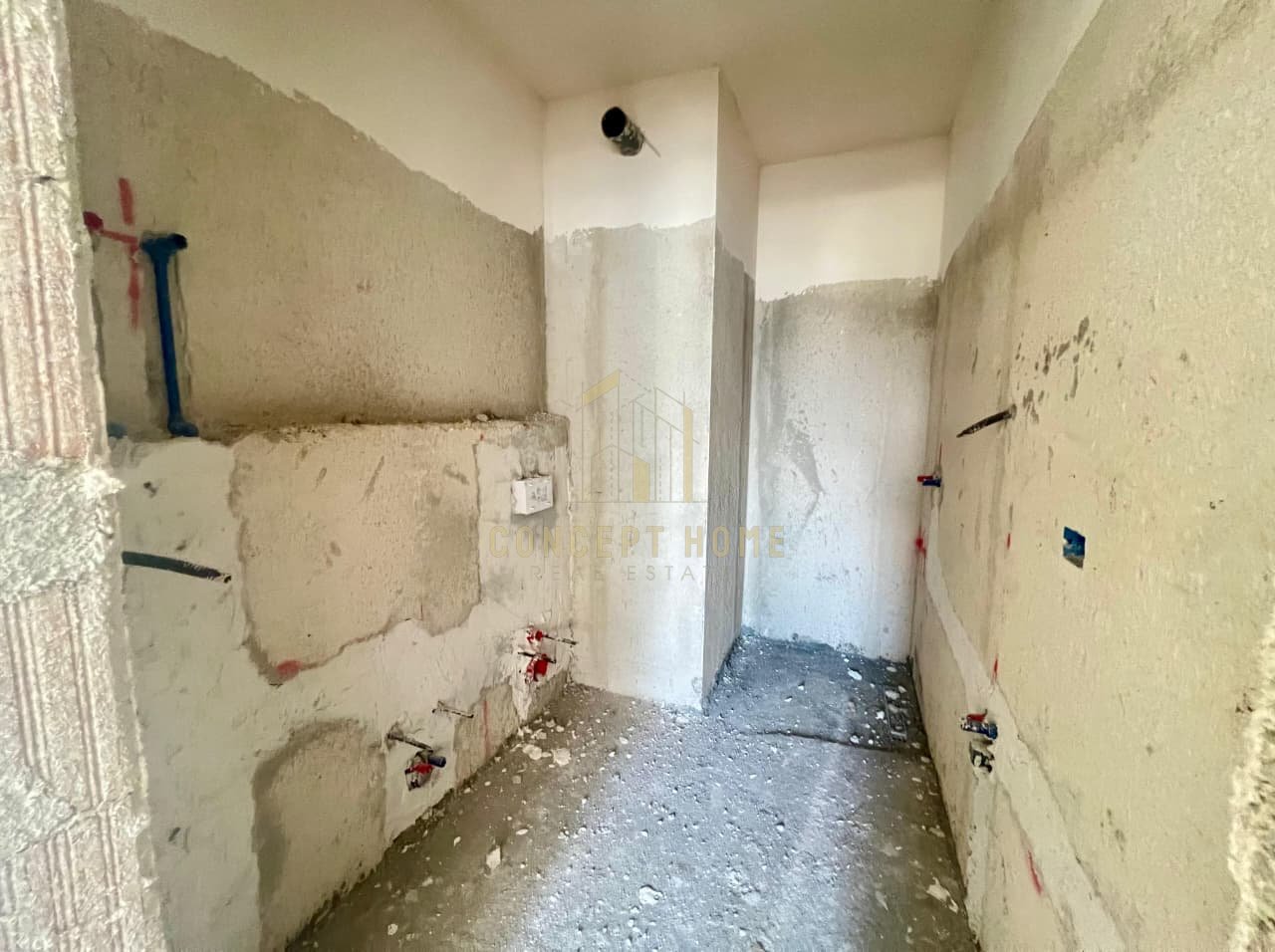Shitet apartament 2+1 tek Univers city