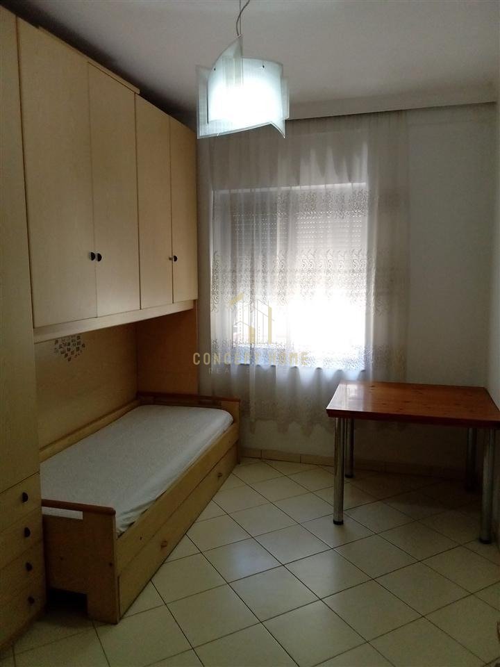 2+1+2 apartment for rent in Astir